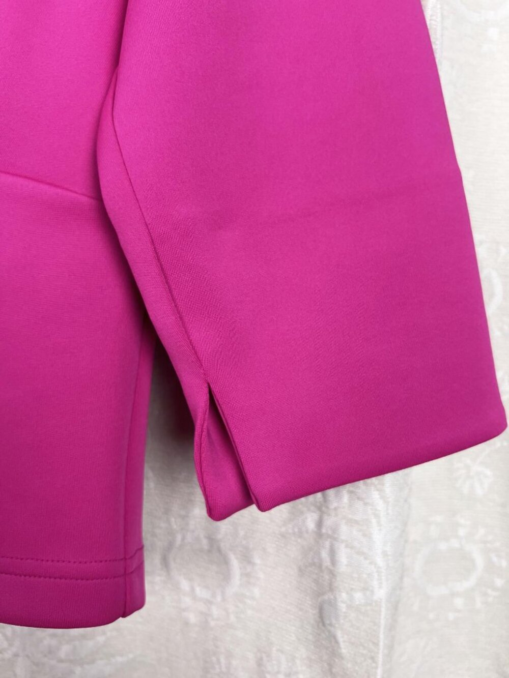 Gretchen Scott Twist & Shout top hot pink stretch jersey button-up blouse ruched - Picture 5 of 9